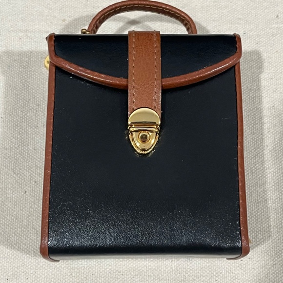 Wolf Designs BLACK Leather Travel Jewelry Organizer Box 4.25" High - Picture 6 of 7